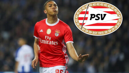 Carlos Vinícius a caminho do PSV
