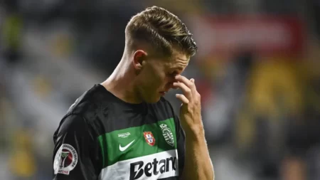 Arsenal desiste de Gyökeres e vira-se para Retegui, estrela do Atalanta