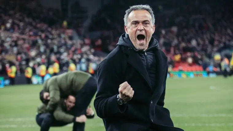 Luis Enrique renova com o PSG e vai receber um aumento milionário: eis quanto vai ganhar